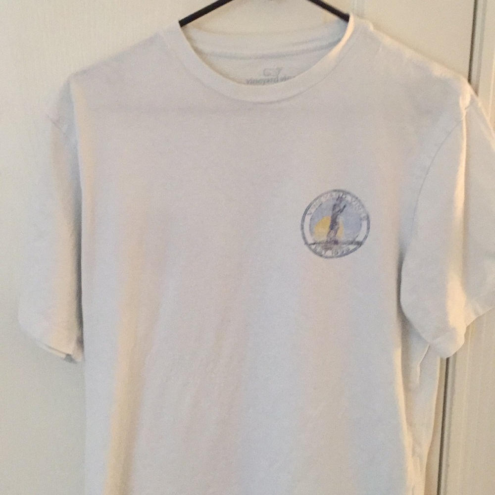 Short sleeve vineyard vines graphic